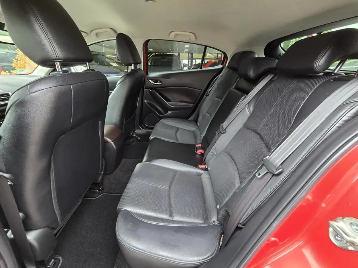 2.0 SkyActiv-G 120 GT-M Clima|Navi|Leer|LED|Bose|Camera|Nap!!