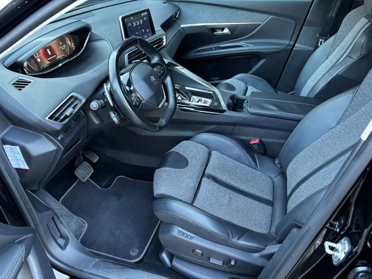 1.2 PureTech Allure CARPLAY|NWE DISTRIBUTIERIEM|LEDER|PDC|KEYLESS|NAVI|NWE APK