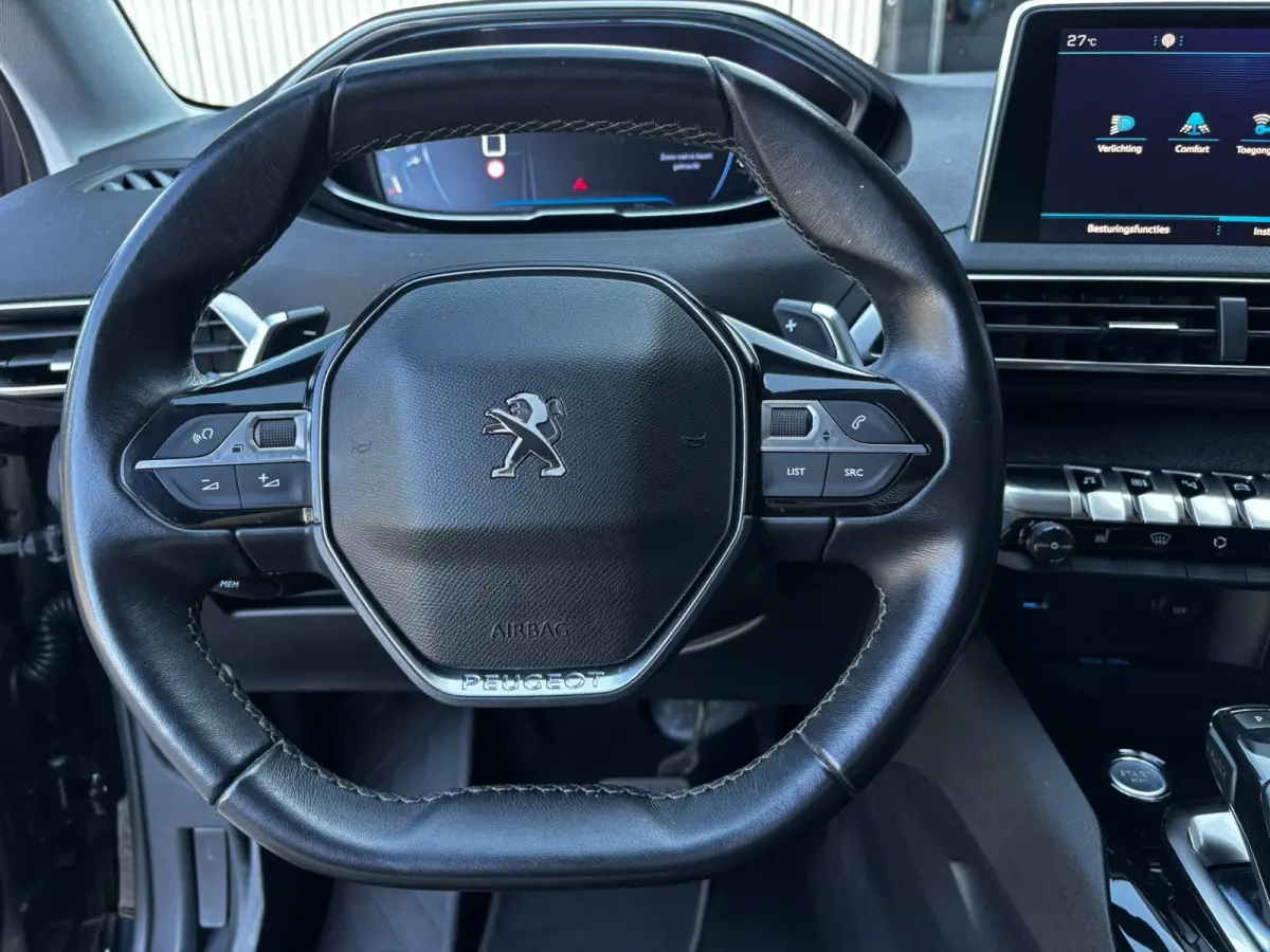 1.2 PureTech Allure CARPLAY|NWE DISTRIBUTIERIEM|LEDER|PDC|KEYLESS|NAVI|NWE APK
