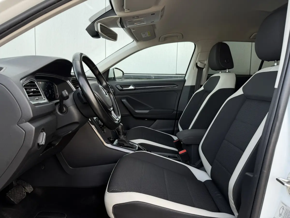 1.5 TSI Sport | LED | Trekhaak | Carplay | Camera | Virtual Cockpit | Blind-Spot | PDC