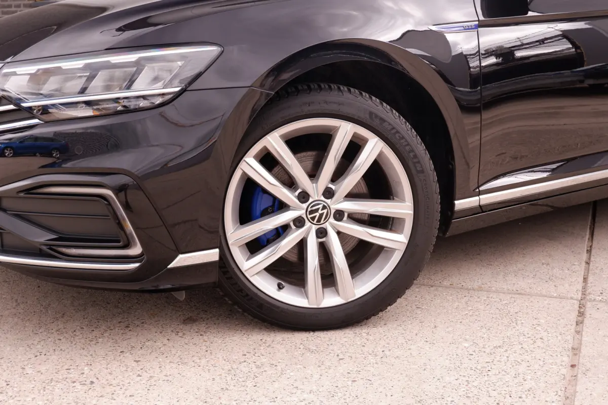 1.4 TSI PHEV GTE Business | Pano | Carplay | LED | Camera | Navi | LED