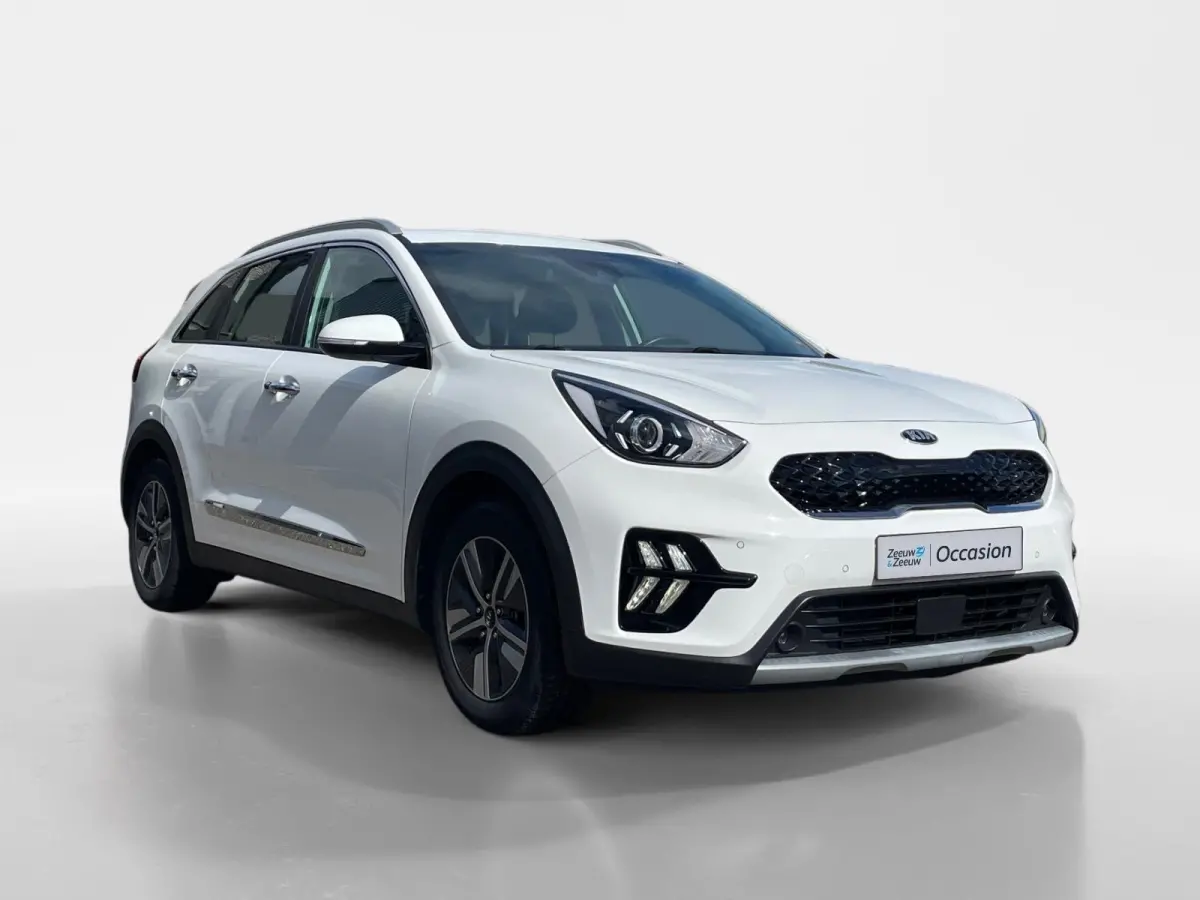 1.6 GDi PHEV DynamicLine | Climate control | Adaptive cruise control | Stoel + stuur verwarming