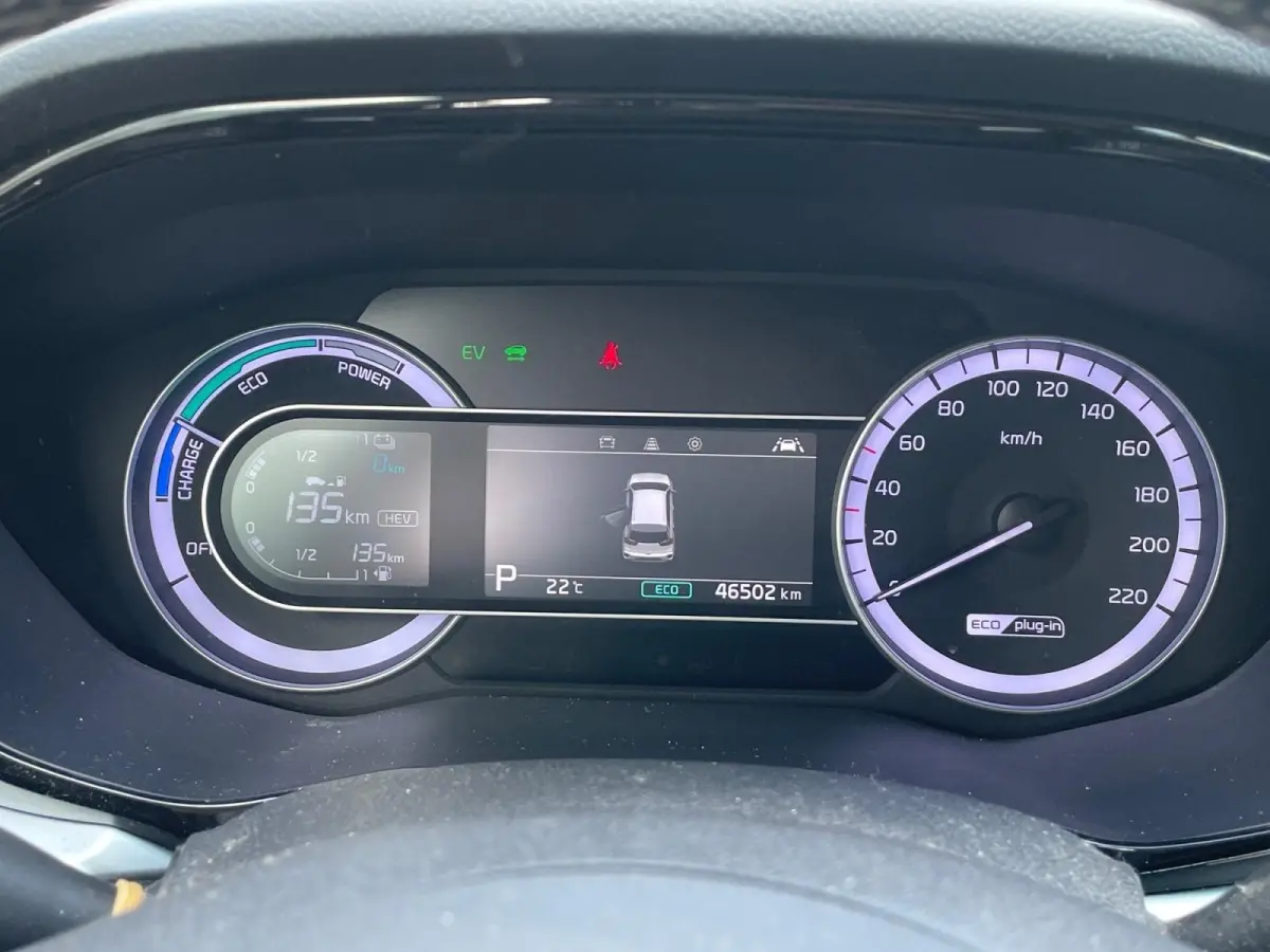 1.6 GDi PHEV DynamicLine | Climate control | Adaptive cruise control | Stoel + stuur verwarming