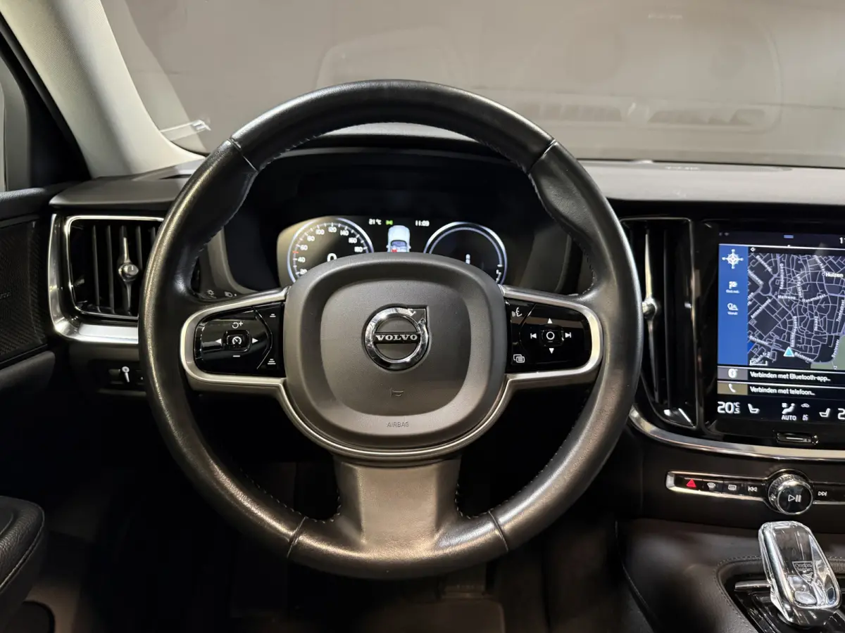 2.0 T8 Twin Engine AWD Inscription | Panoramadak | 360 camera | Harman/Kardon | Adaptive cruise | Stoelverwarming