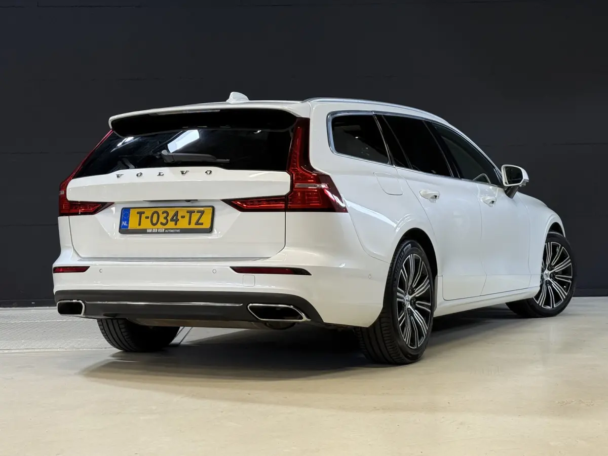 2.0 T8 Twin Engine AWD Inscription | Panoramadak | 360 camera | Harman/Kardon | Adaptive cruise | Stoelverwarming