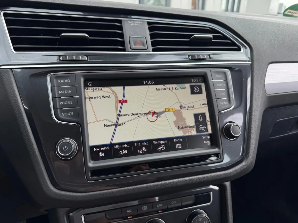 1.4 TSI ACT Comfortline Automaat | Carplay | Navigatie | Camera | Airco | Sensoren | Cruise