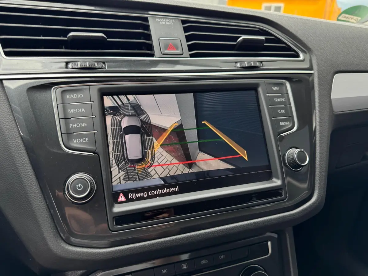 1.4 TSI ACT Comfortline Automaat | Carplay | Navigatie | Camera | Airco | Sensoren | Cruise