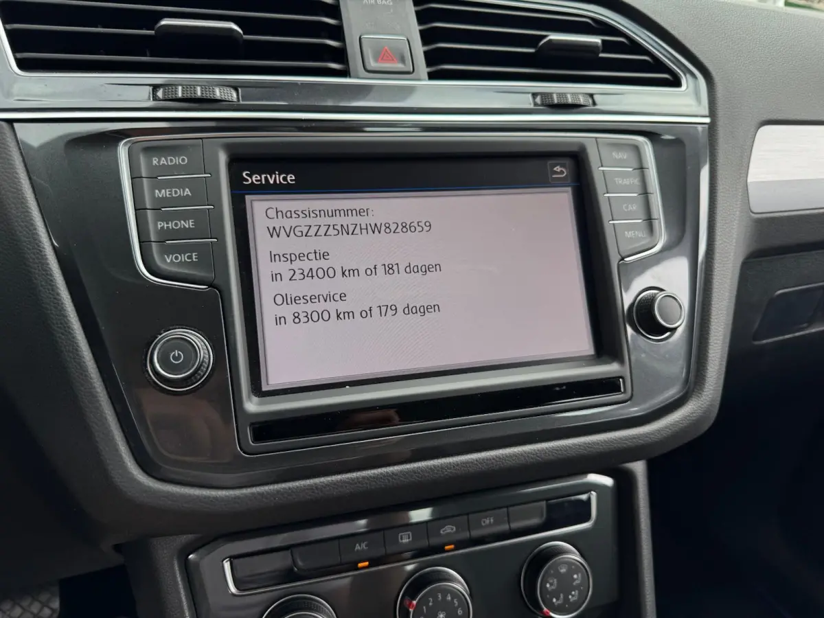 1.4 TSI ACT Comfortline Automaat | Carplay | Navigatie | Camera | Airco | Sensoren | Cruise