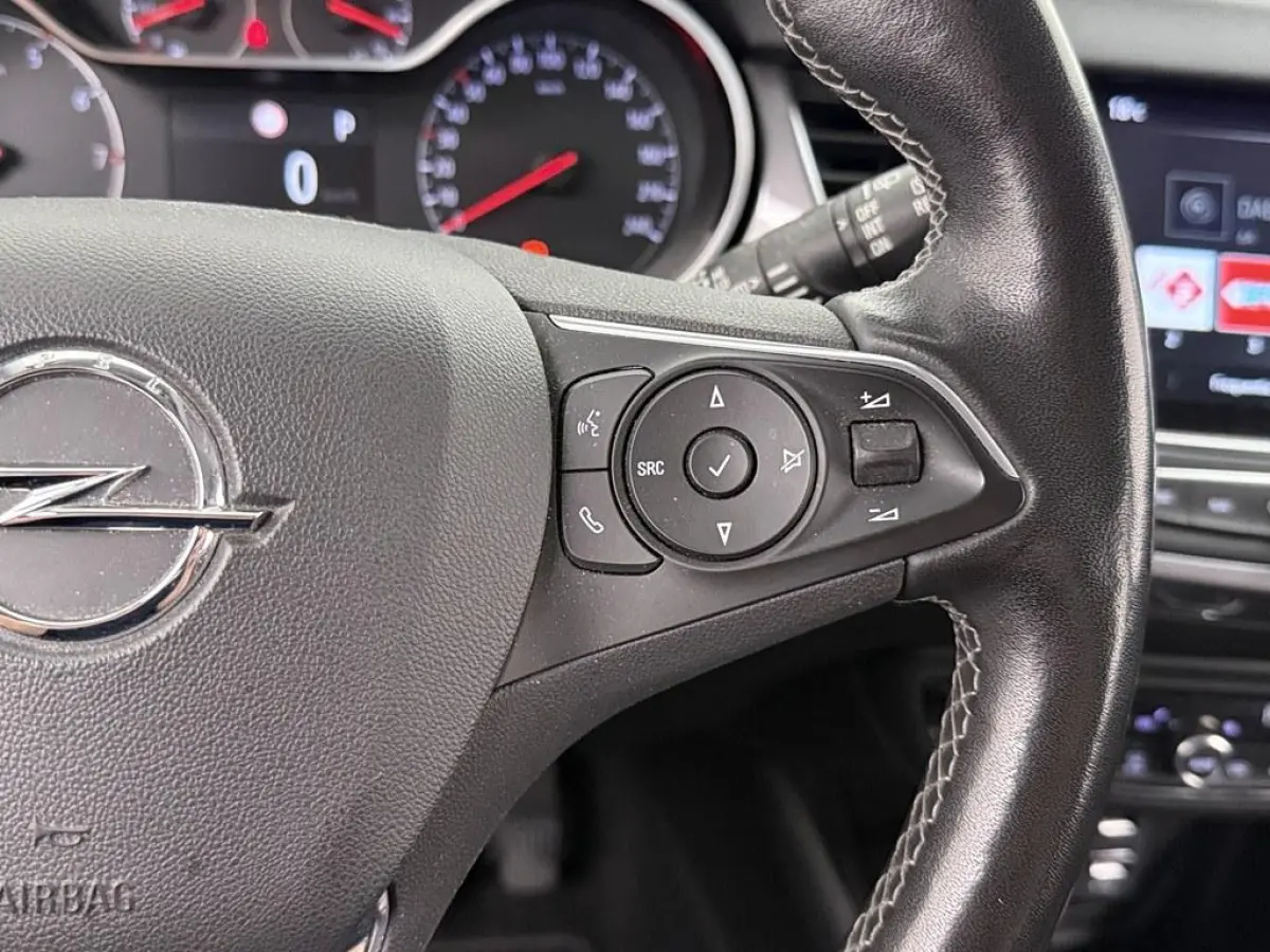 1.2T 130pk Automaat Ultimate Trekhaak/Alcantara/ 4S.Banden/Winterpakket/Camera/Nav/Keyless