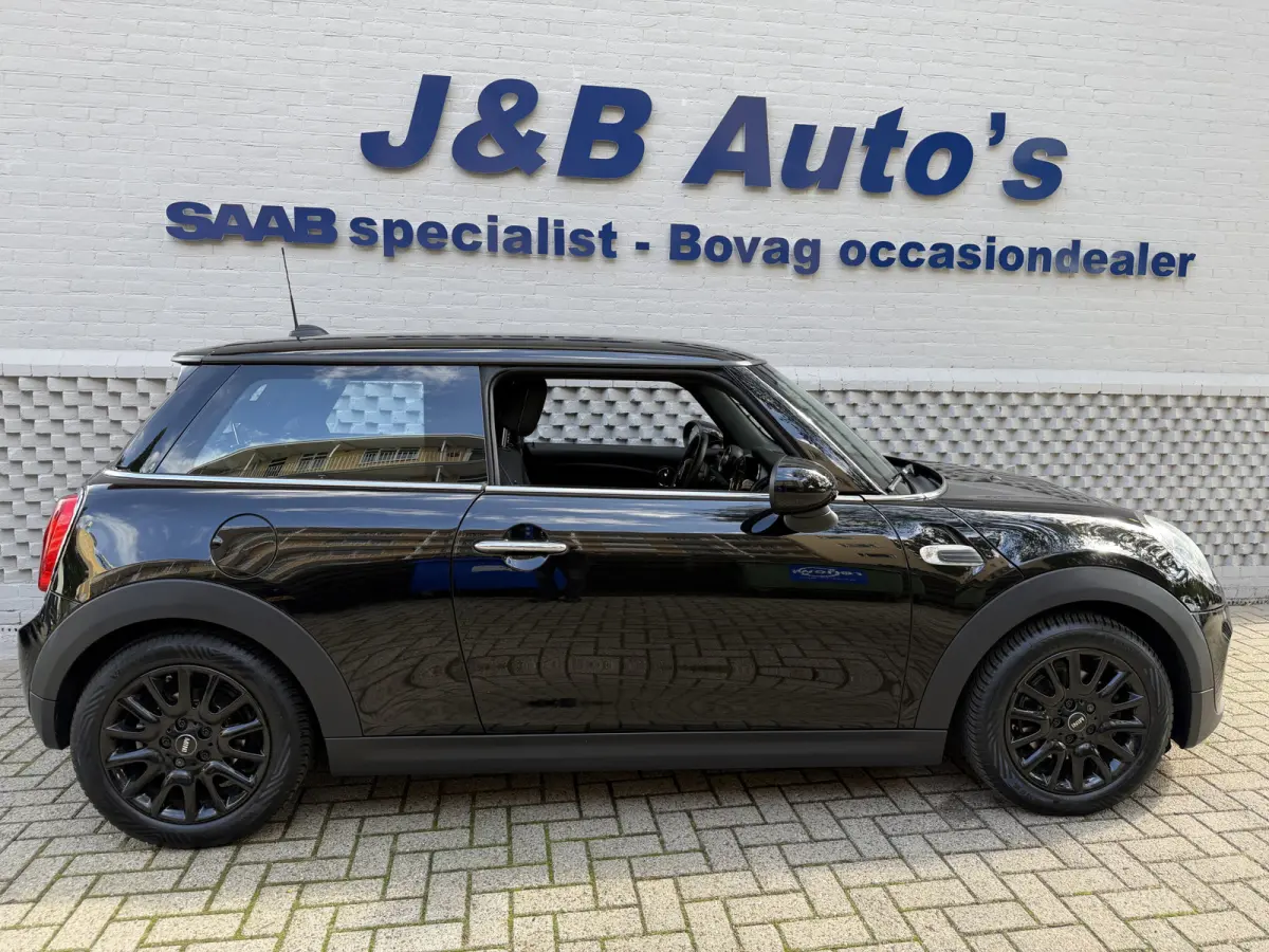 1.5 Cooper Business Navigatie Dealeronderhouden Cruise control