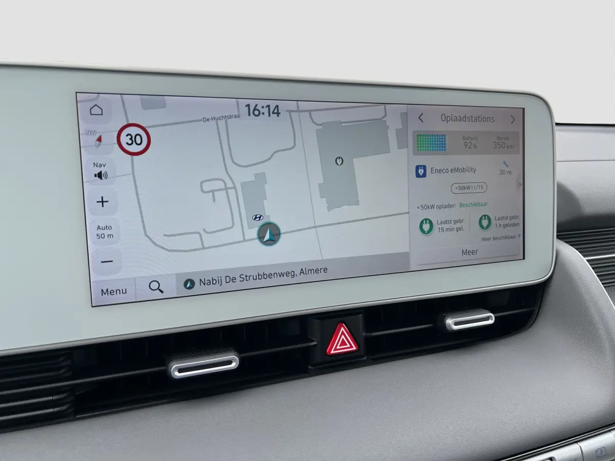 Lounge AWD 73kWh 305pk | SOH 100% | Carplay | Adaptive cruise controle | 360 graden camera | Elektrische achterklep | Dodehoek detectie | Bestuurdersstoel met geheugen | Head-up display | 20
