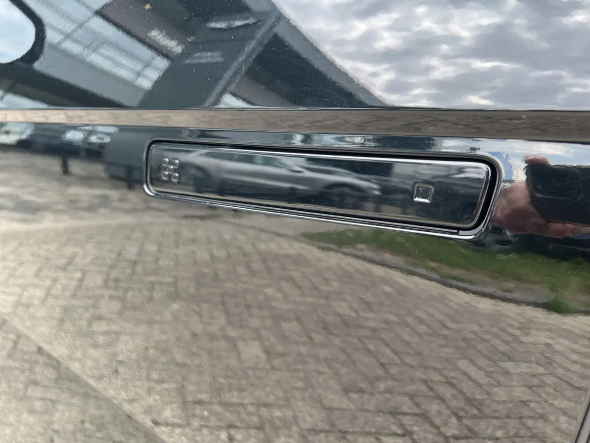 Lounge AWD 73kWh 305pk | SOH 100% | Carplay | Adaptive cruise controle | 360 graden camera | Elektrische achterklep | Dodehoek detectie | Bestuurdersstoel met geheugen | Head-up display | 20
