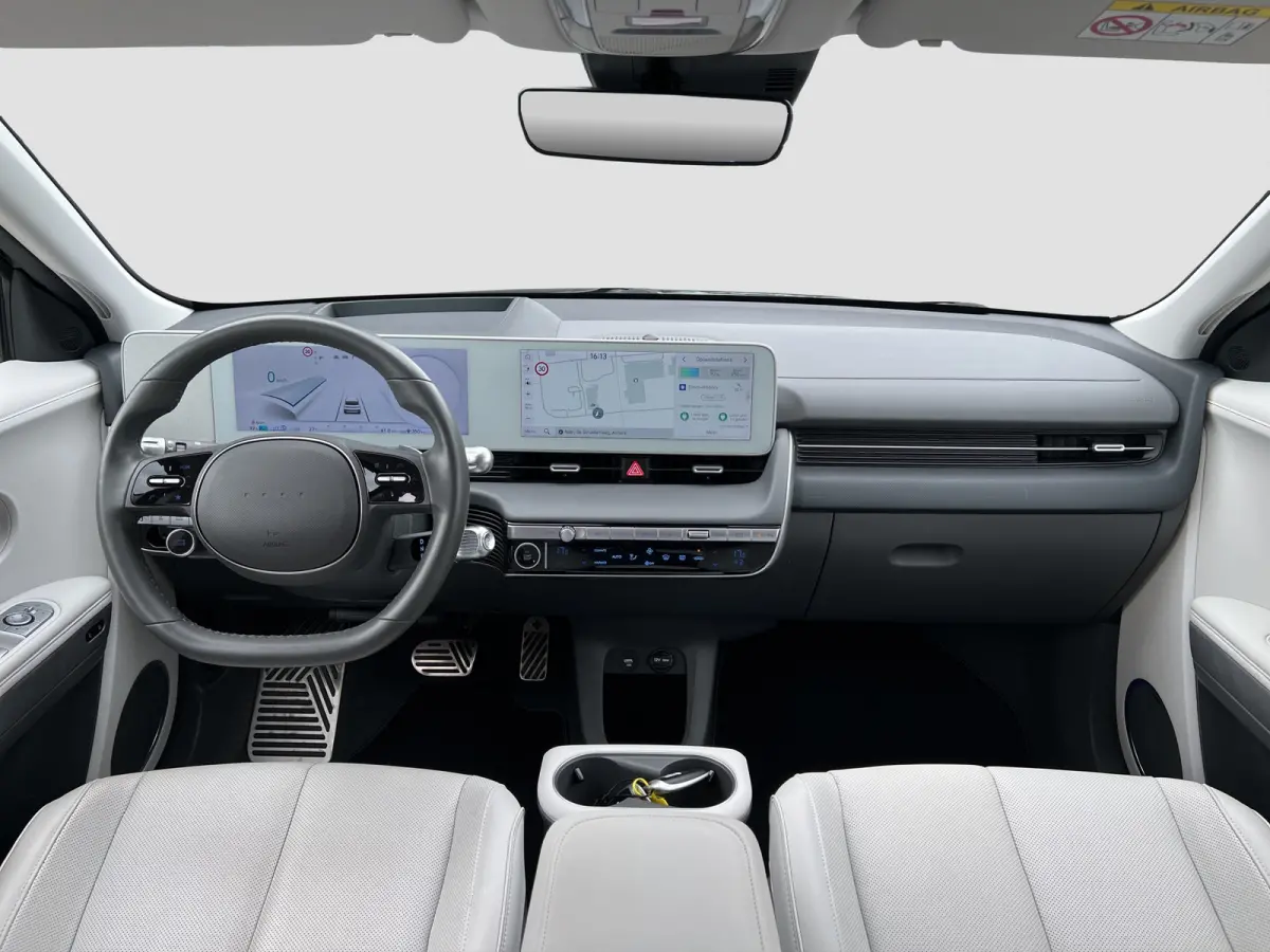 Lounge AWD 73kWh 305pk | SOH 100% | Carplay | Adaptive cruise controle | 360 graden camera | Elektrische achterklep | Dodehoek detectie | Bestuurdersstoel met geheugen | Head-up display | 20