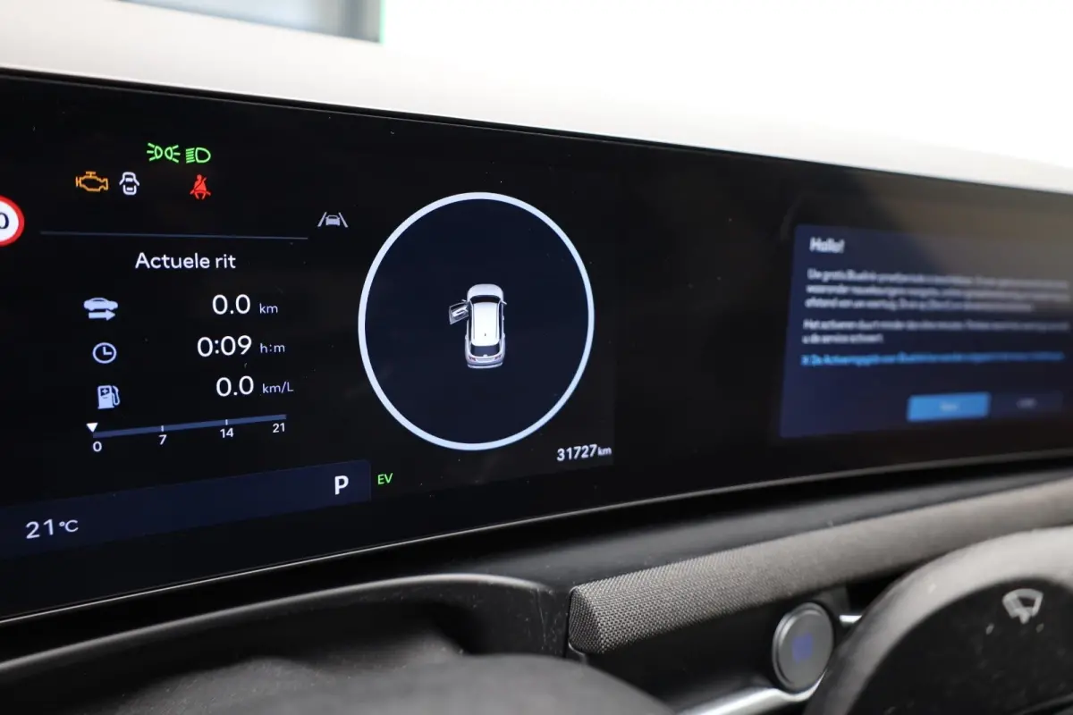 1.6 T-GDI PHEV Premium | Achterbank in delen neerklapbaar | Achterruitverwarming | Achteruitrij assistent | Leder | Stoelverwarming & Stoelventilatie | Elektrische achterklep | Elektr. stoel