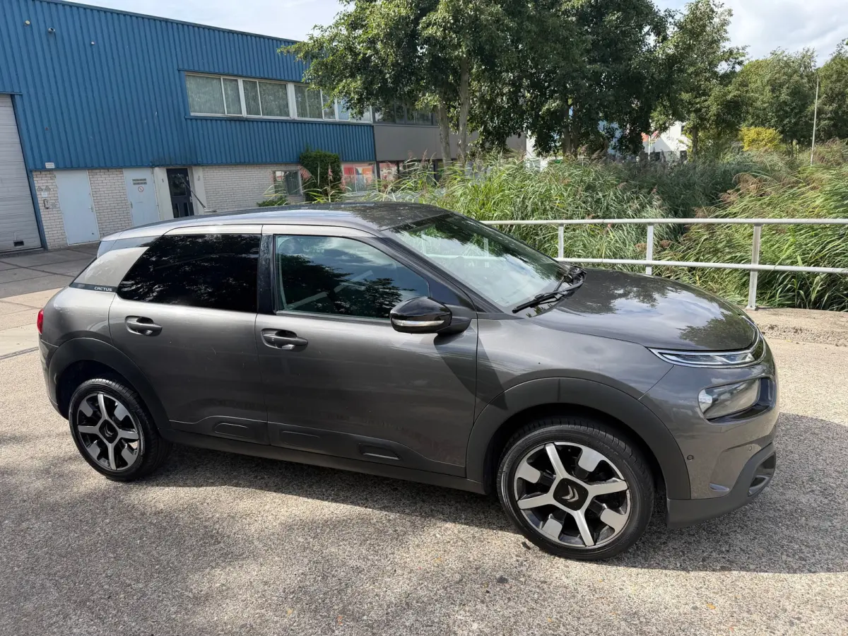 1.2 PureTech Shine Plus!2021!Camera!LM.velgen!PDC!Steolverwarm.!