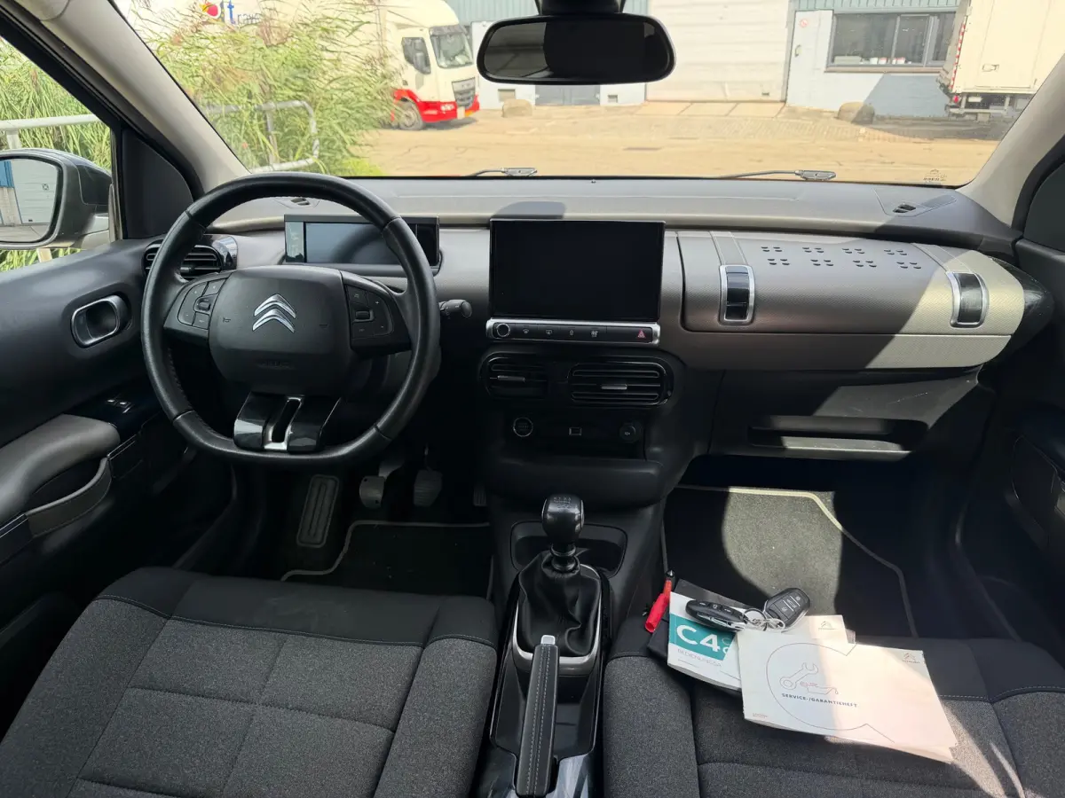 1.2 PureTech Shine Plus!2021!Camera!LM.velgen!PDC!Steolverwarm.!
