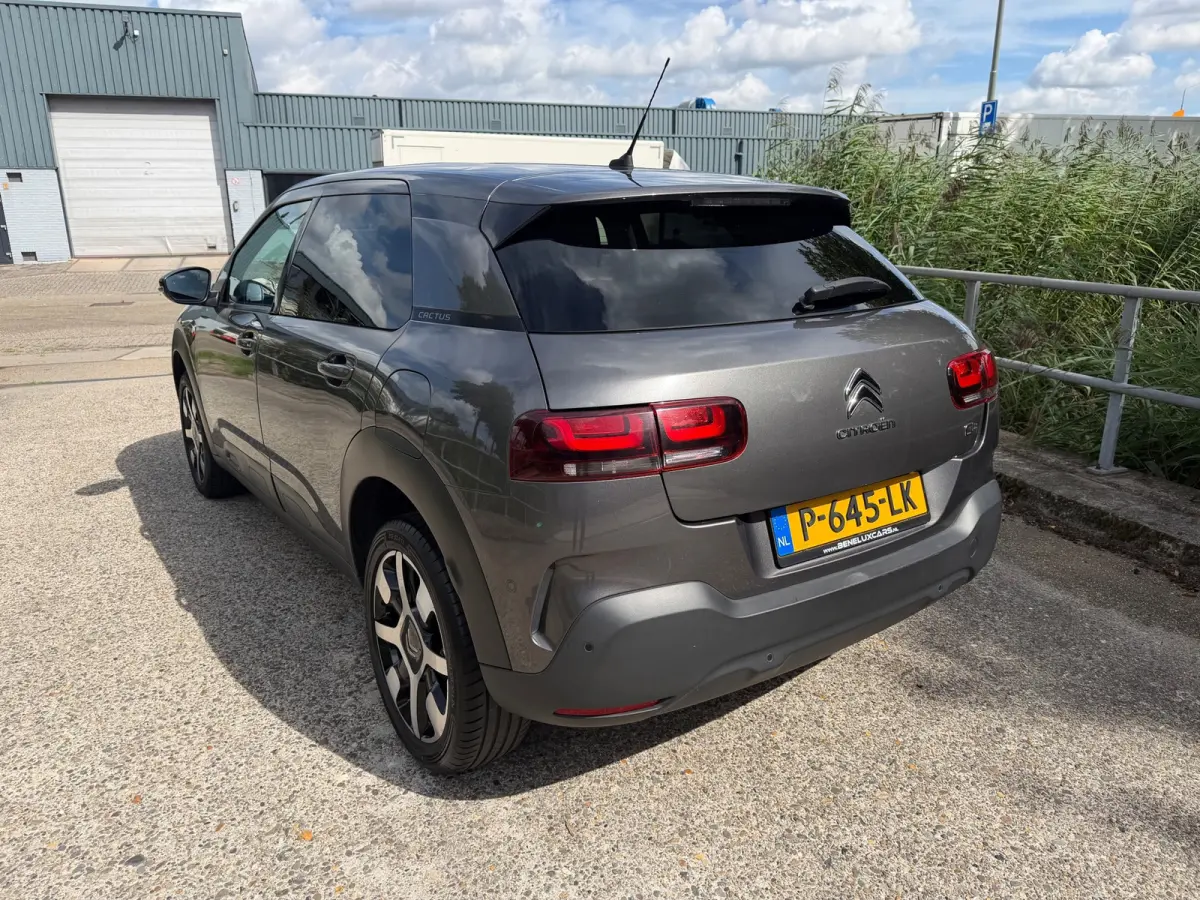 1.2 PureTech Shine Plus!2021!Camera!LM.velgen!PDC!Steolverwarm.!