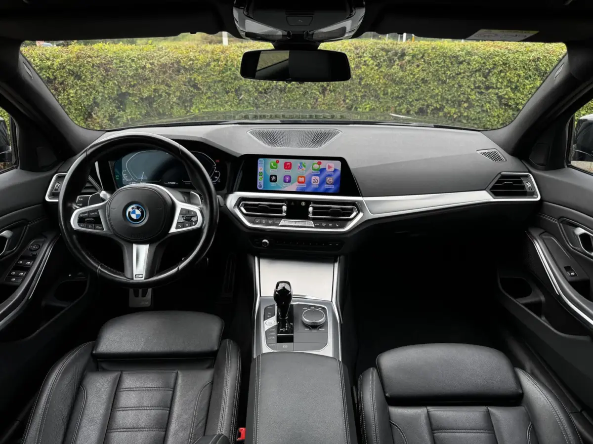 330e xDrive|MSport|Leder|Sfeerve|19"|BTW