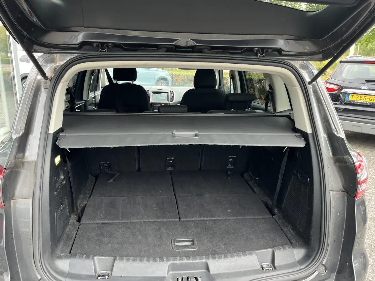 1.5 EcoBoost Titanium 7p. 160pk 6-bak | 7 zitplaatsen | Sony | Navi | Carplay | Android Auto | Privacy Glass | etc. etc.