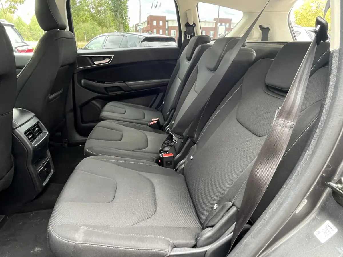 1.5 EcoBoost Titanium 7p. 160pk 6-bak | 7 zitplaatsen | Sony | Navi | Carplay | Android Auto | Privacy Glass | etc. etc.