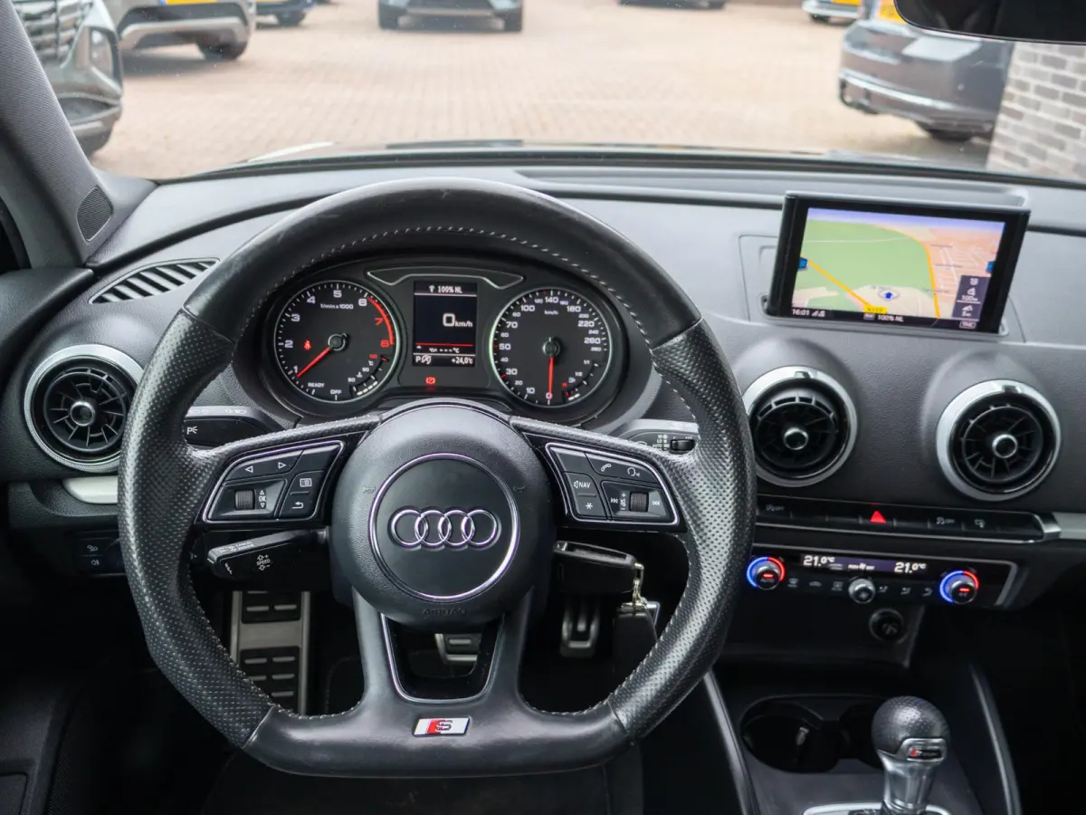 1.4 TFSI CoD Sport S Line Edition 18" LED 3x S-line