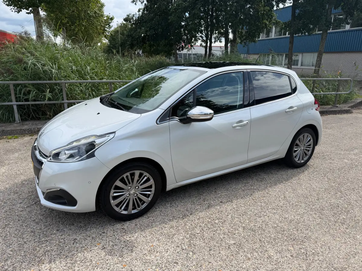 1.2 PureTech Allure!2016!Panoramadak!LM.velgen!PDC!Camera!