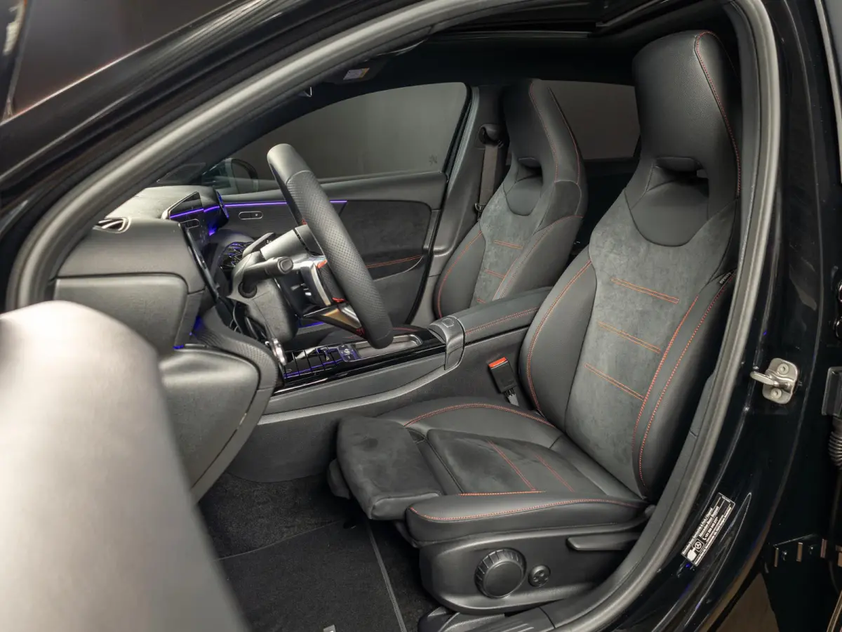 Hatchback 250 e Business Solution AMG Panorama dak