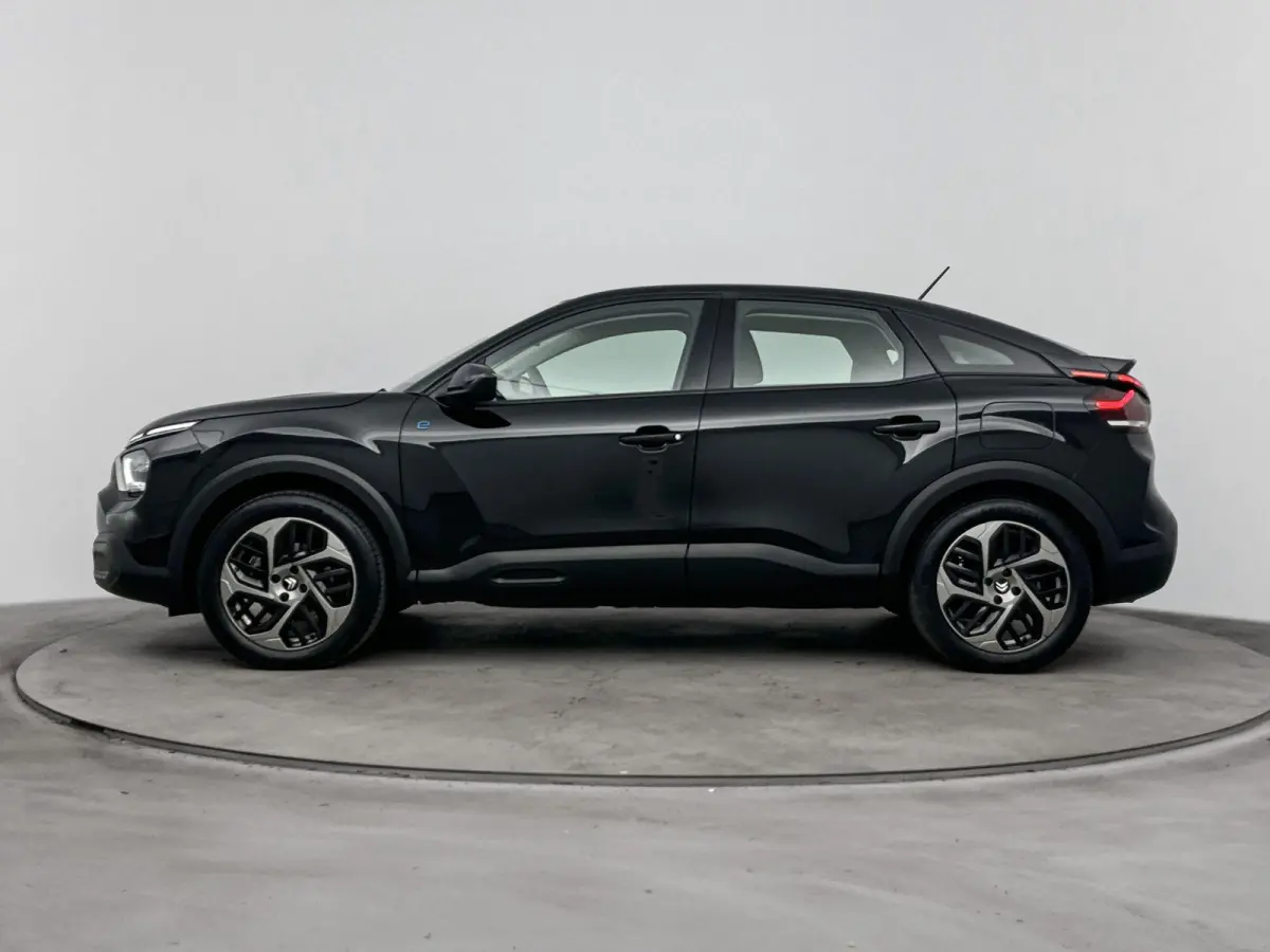 You 50 kWh Apple Carplay Android auto| comfortstoelen| Camera