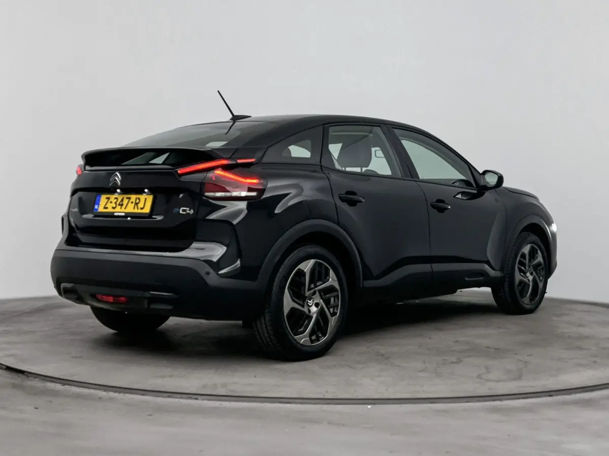 You 50 kWh Apple Carplay Android auto| comfortstoelen| Camera