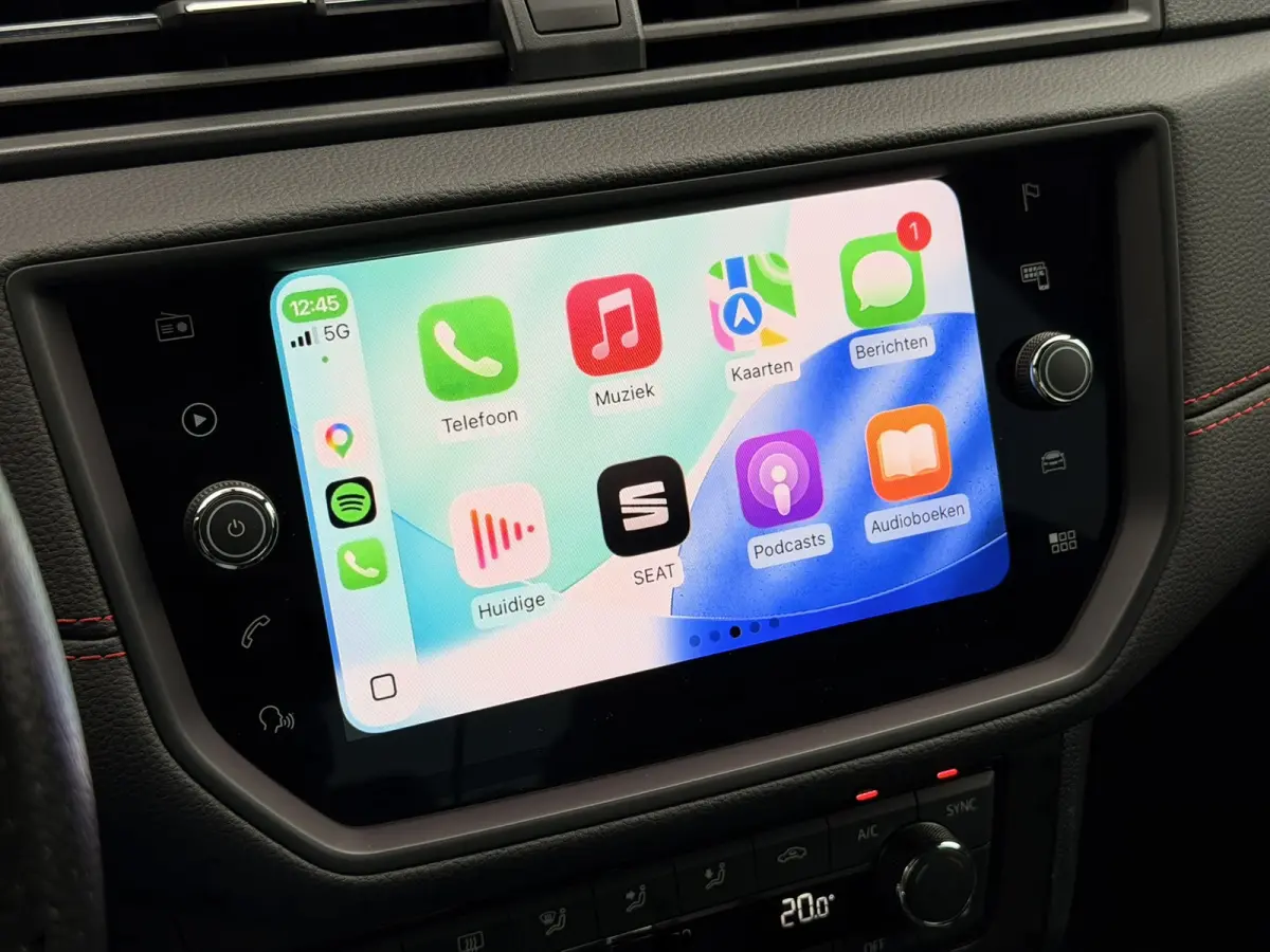 1.0 TSI FR Trekhaak CarPlay Keyless Navi ACC Stoelverwarming