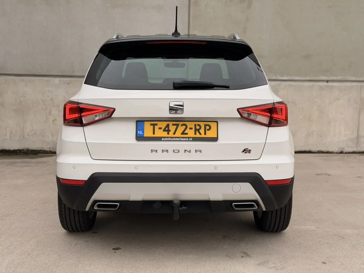 1.0 TSI FR Trekhaak CarPlay Keyless Navi ACC Stoelverwarming
