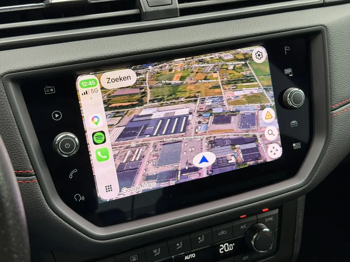 1.0 TSI FR Trekhaak CarPlay Keyless Navi ACC Stoelverwarming