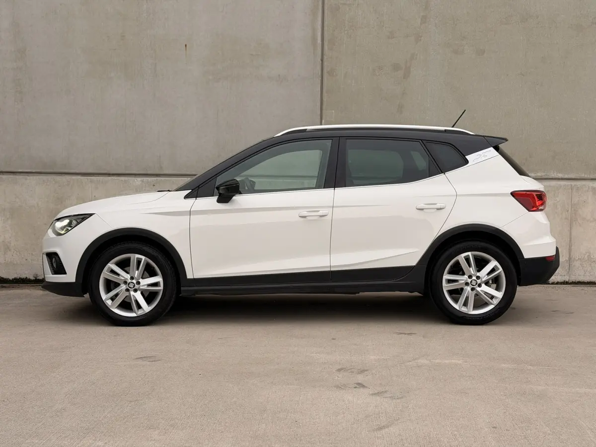 1.0 TSI FR Trekhaak CarPlay Keyless Navi ACC Stoelverwarming