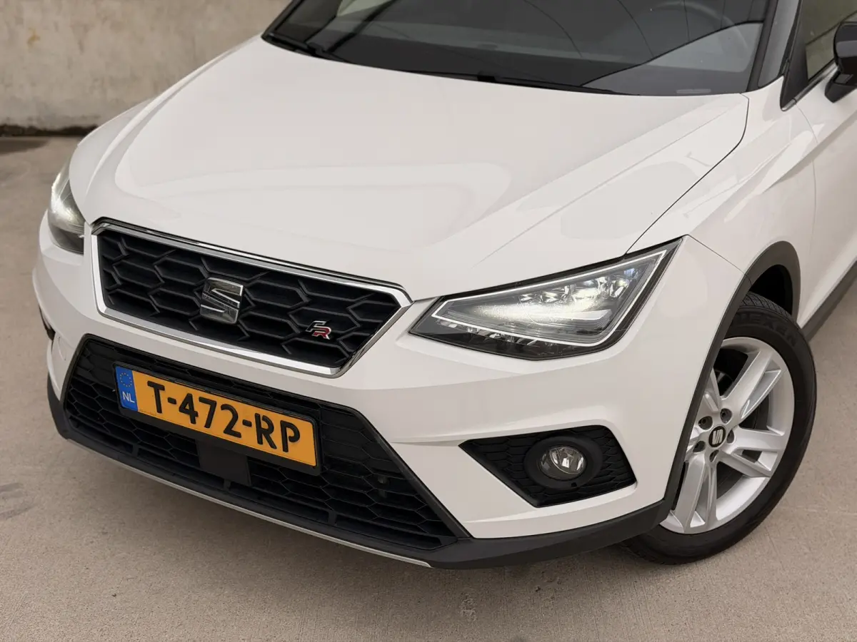 1.0 TSI FR Trekhaak CarPlay Keyless Navi ACC Stoelverwarming