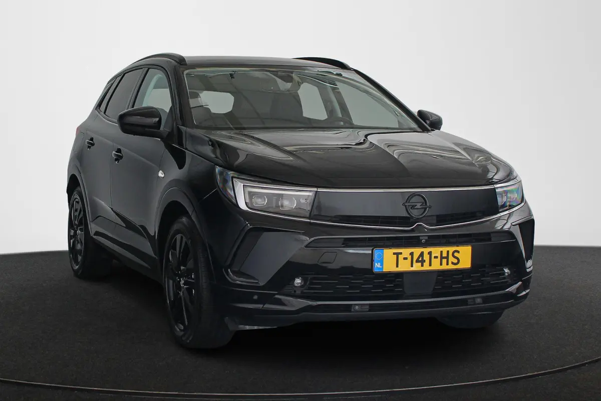 1.6 Turbo Plug-In Hybrid Level 4 GS Stuur-Stoelverwarming Camera Keyless IntelliLux Koplampen