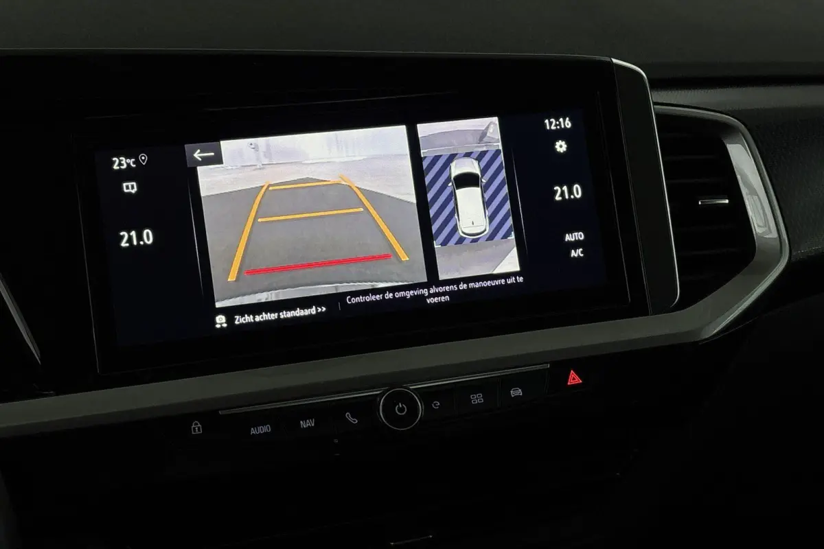 1.6 Turbo Plug-In Hybrid Level 4 GS Stuur-Stoelverwarming Camera Keyless IntelliLux Koplampen
