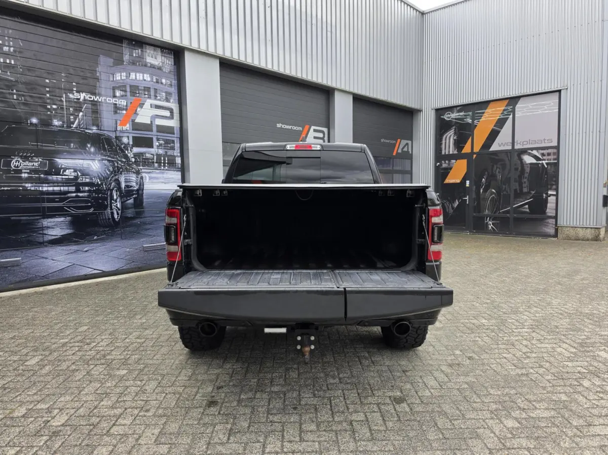 1500 4X4 5.7 V8 4x4 Crew Cab Rebel