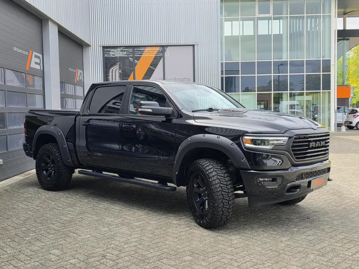 1500 4X4 5.7 V8 4x4 Crew Cab Rebel