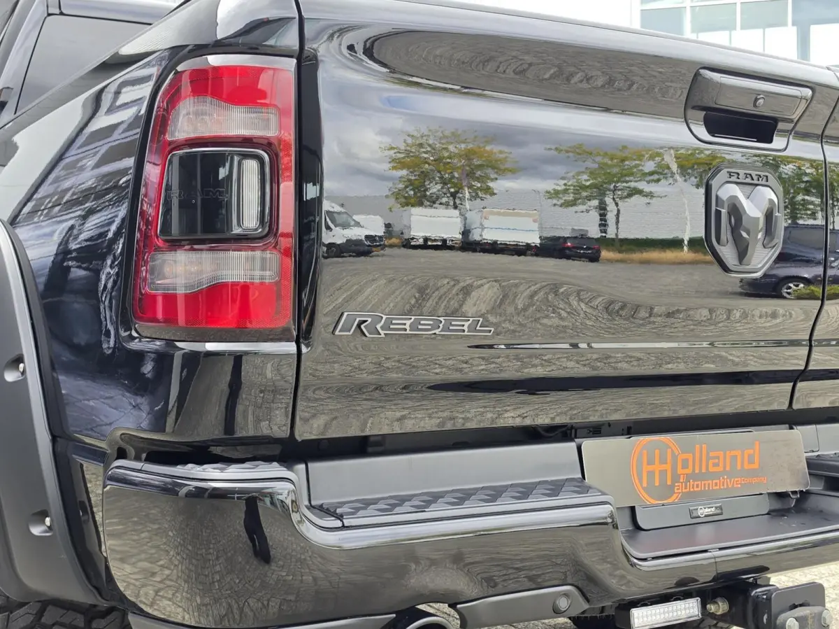 1500 4X4 5.7 V8 4x4 Crew Cab Rebel