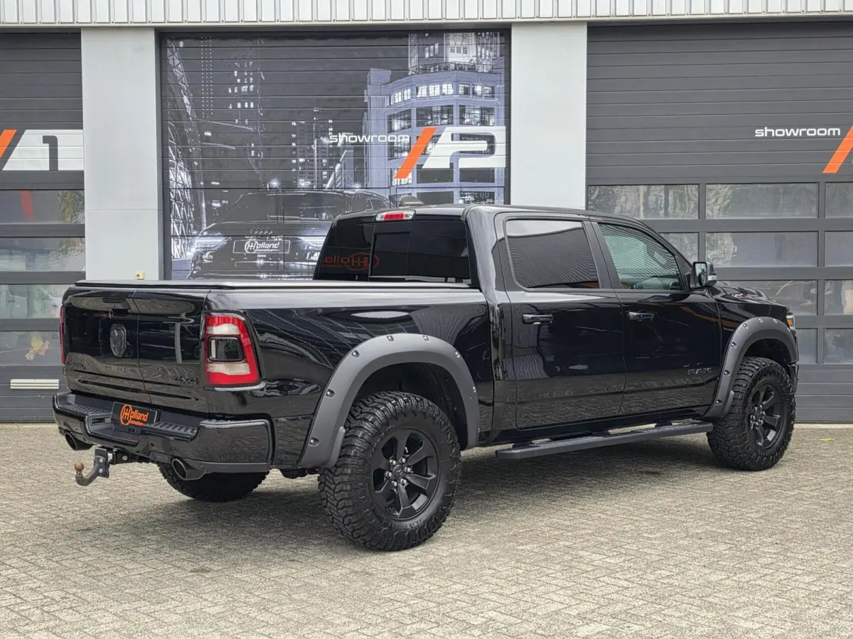 1500 4X4 5.7 V8 4x4 Crew Cab Rebel