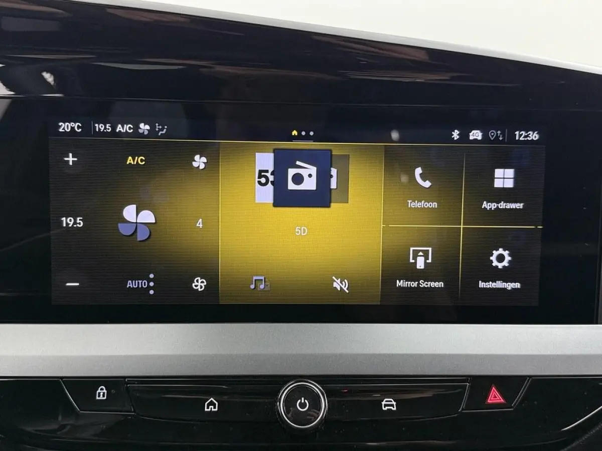 1.2T 145pk Hybrid GS Automaat Winterpakket/Camera/ Alcantara/Ecc/Ad.Cruise/Keyless/Blindspot/CarPlay  Nieuwe model