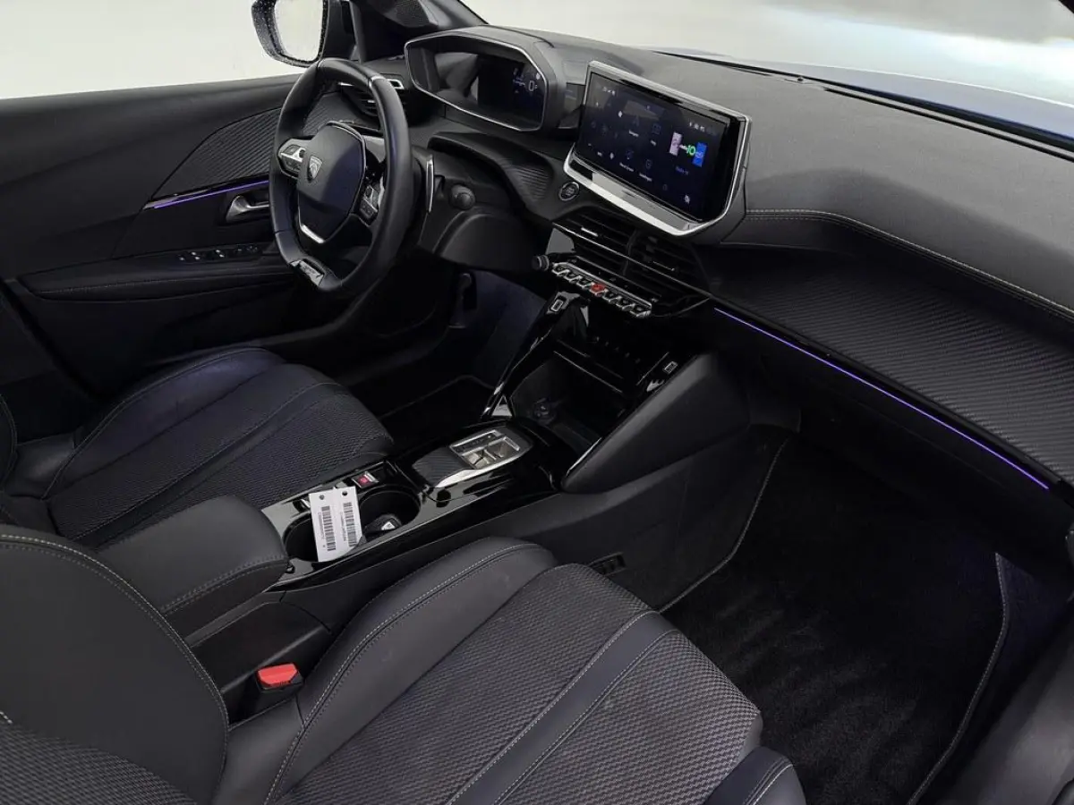 1.2 Hybrid 145PK GT Automaat 360.Camera/Nav/Led /Blindspot/Keyless/Ad.Cruise/CarPlay