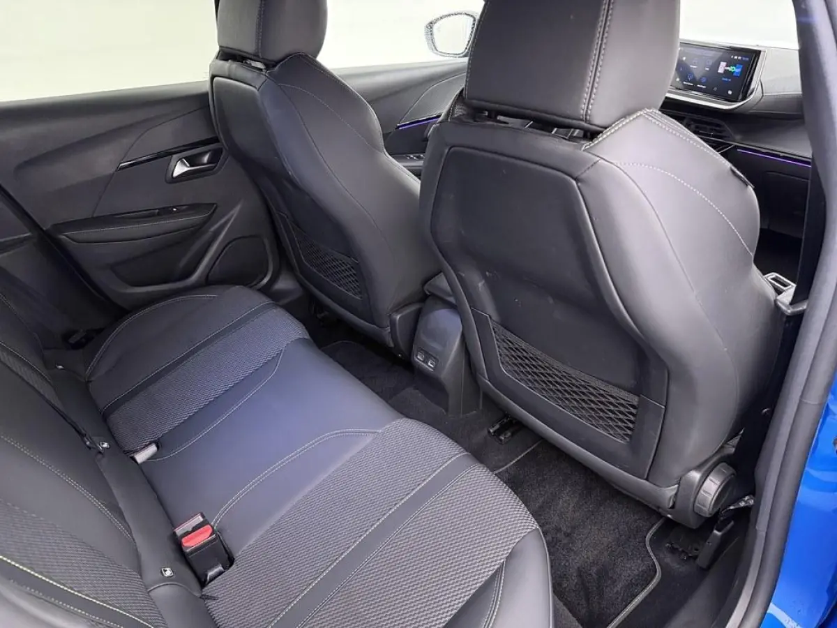 1.2 Hybrid 145PK GT Automaat 360.Camera/Nav/Led /Blindspot/Keyless/Ad.Cruise/CarPlay