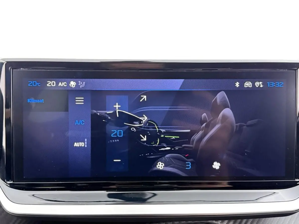 1.2 Hybrid 145PK GT Automaat 360.Camera/Nav/Led /Blindspot/Keyless/Ad.Cruise/CarPlay