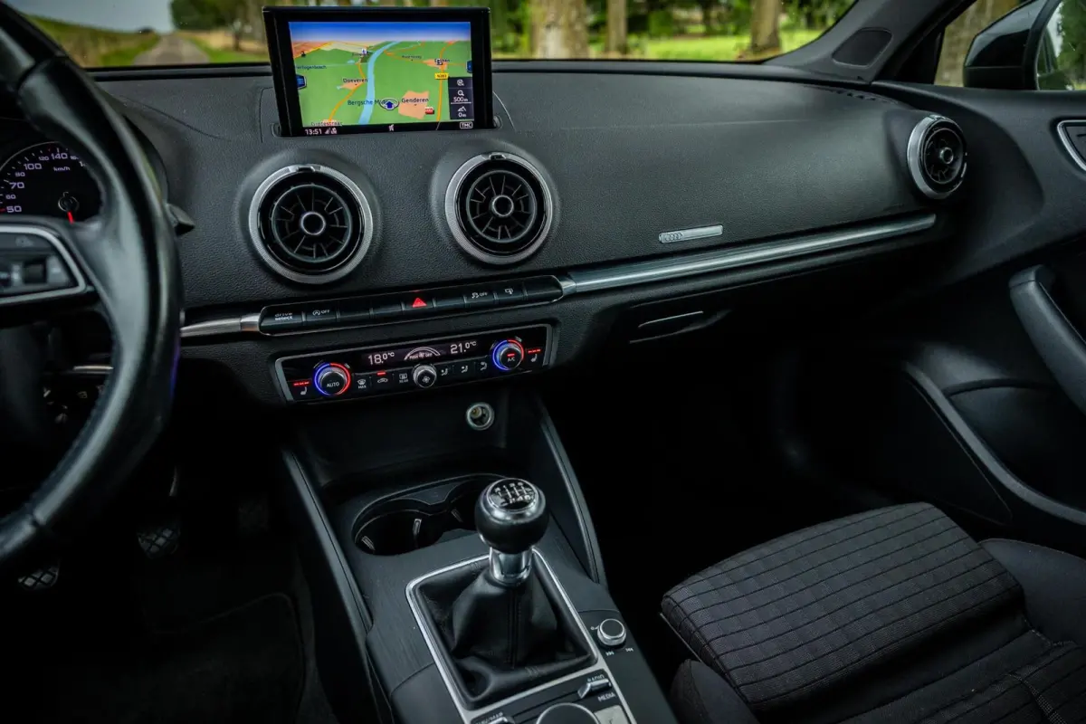 1.4 TFSI CoD Sport S Line Edition|Dealer O