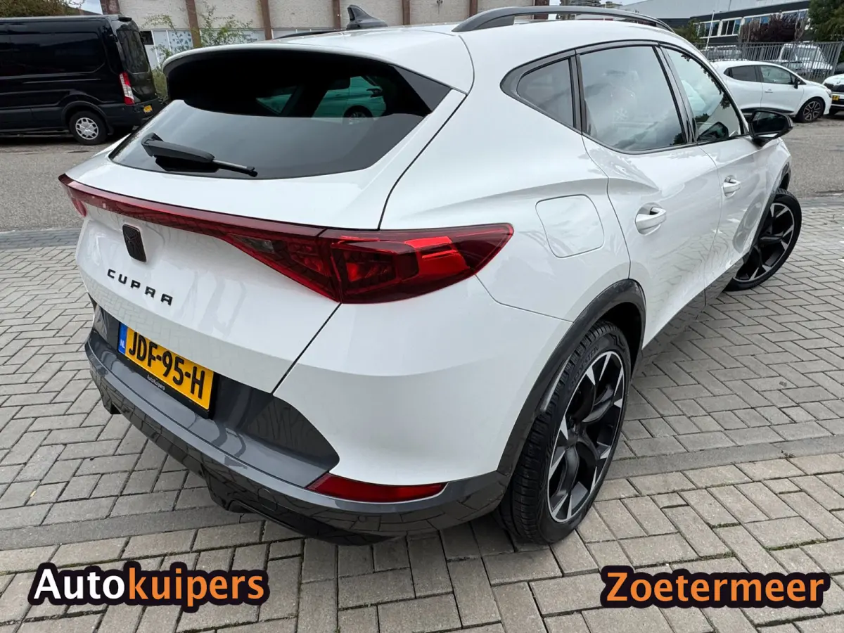 1.4 e-Hybrid Business