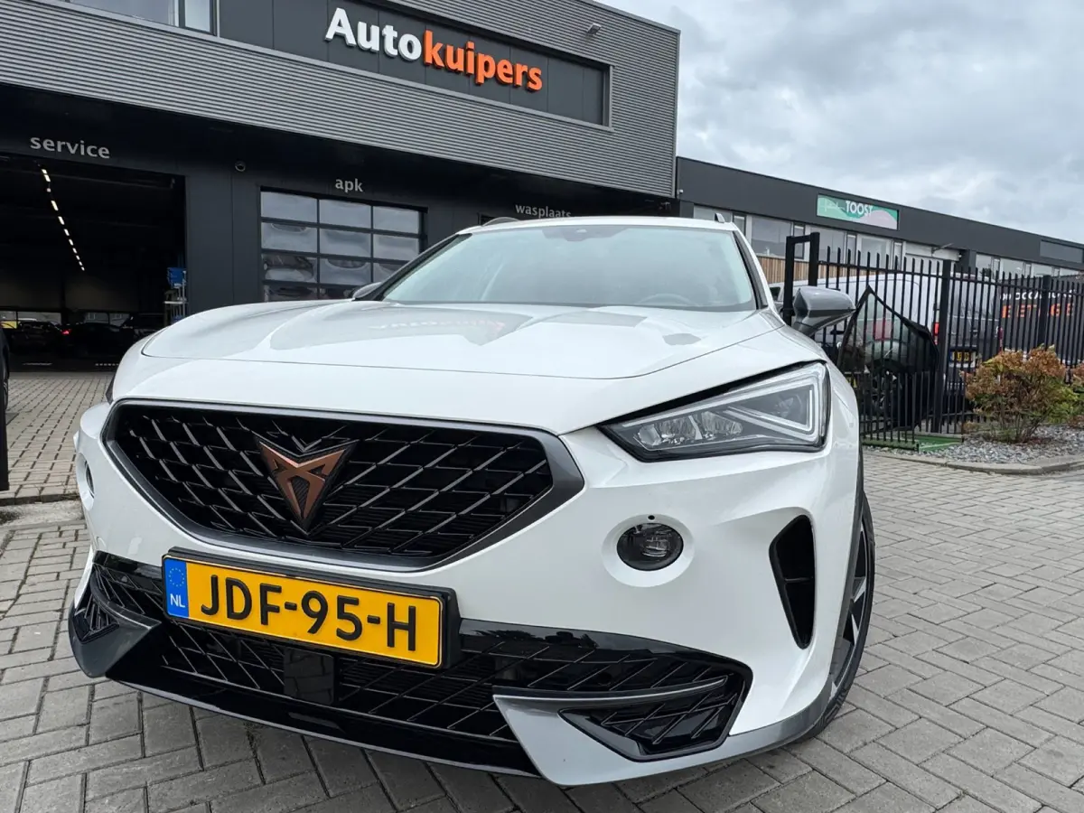 1.4 e-Hybrid Business
