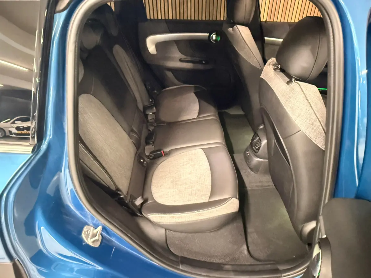 1.5 Cooper ALL4 MINI Yours