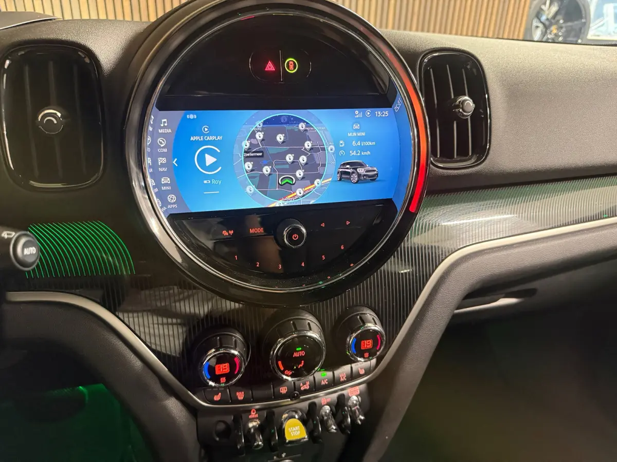 1.5 Cooper ALL4 MINI Yours