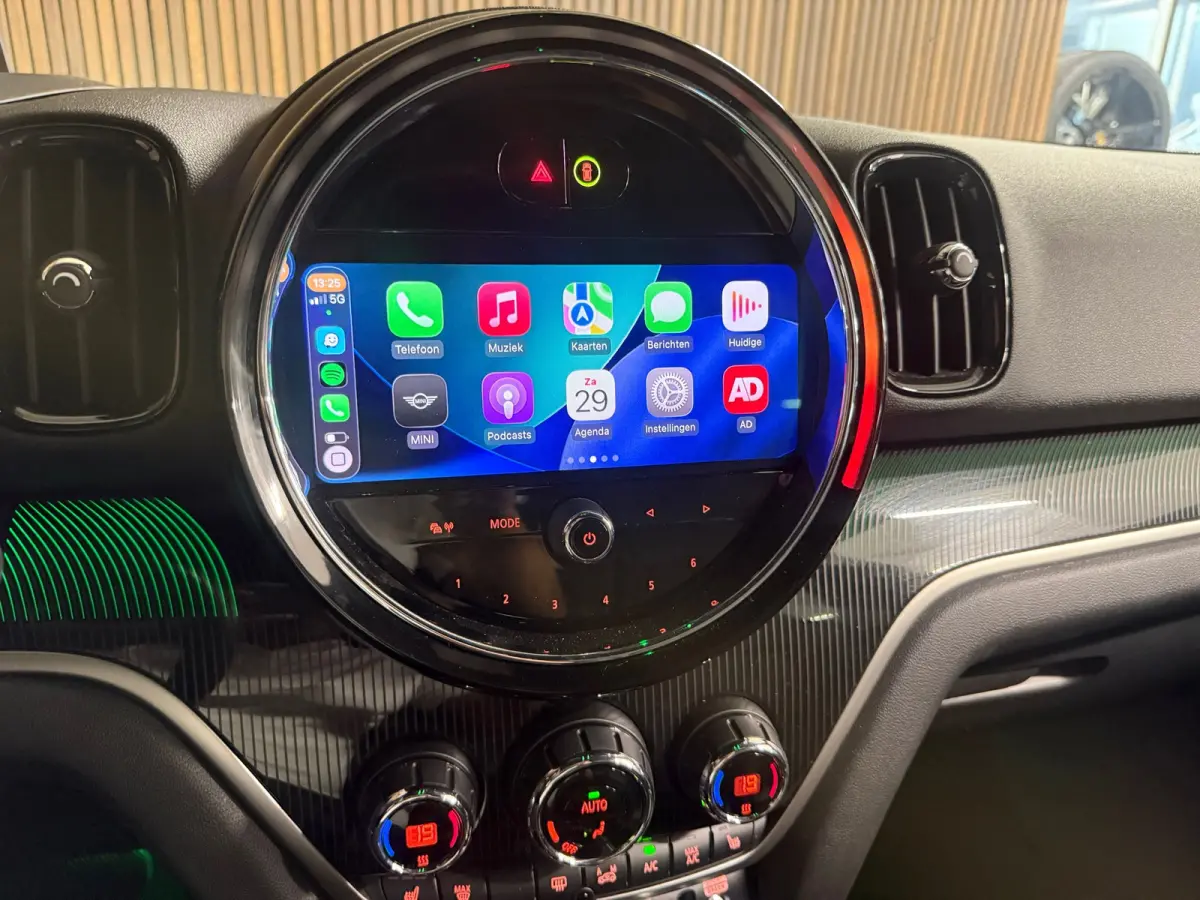 1.5 Cooper ALL4 MINI Yours